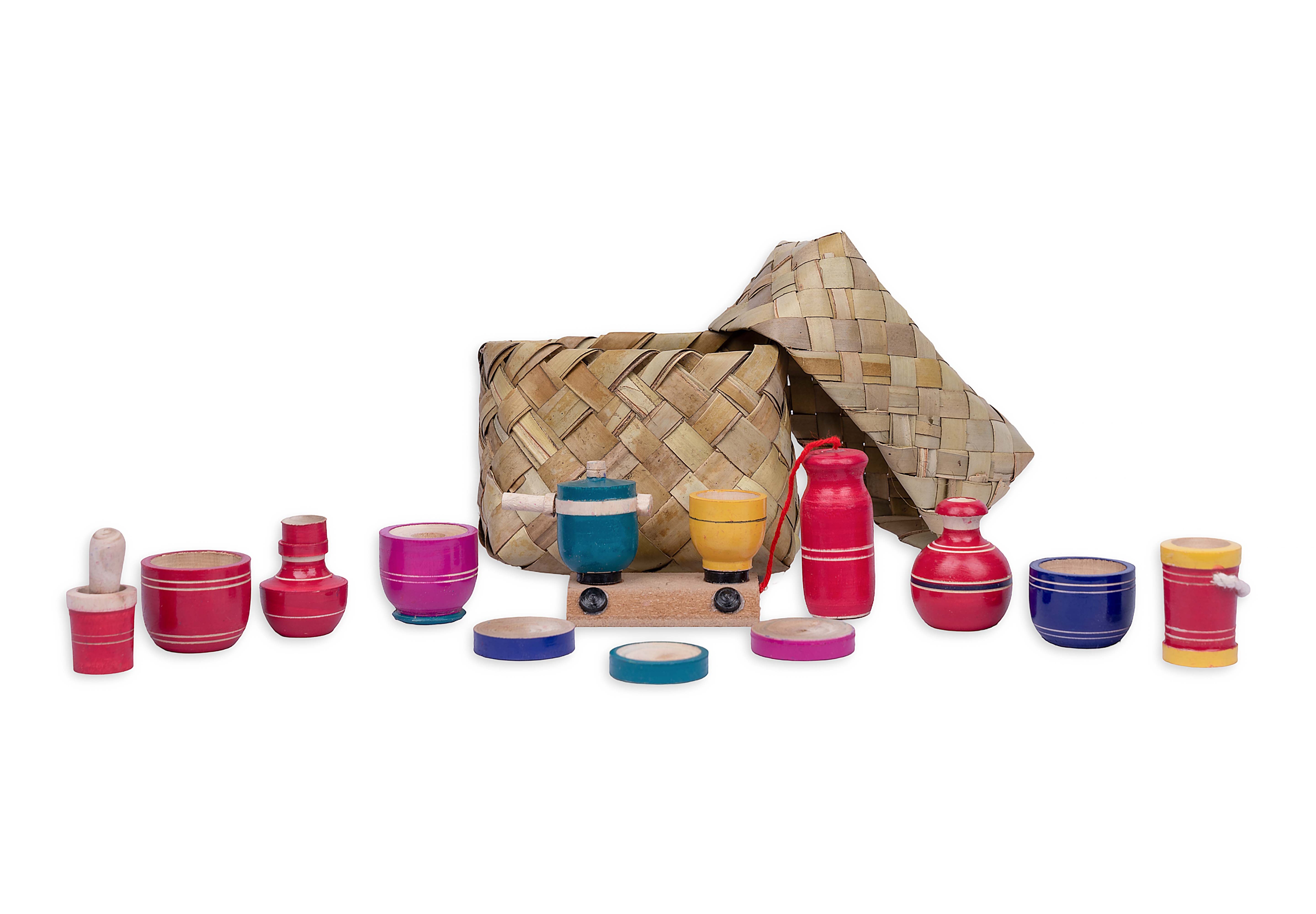 Wooden bucket model kitchen toy