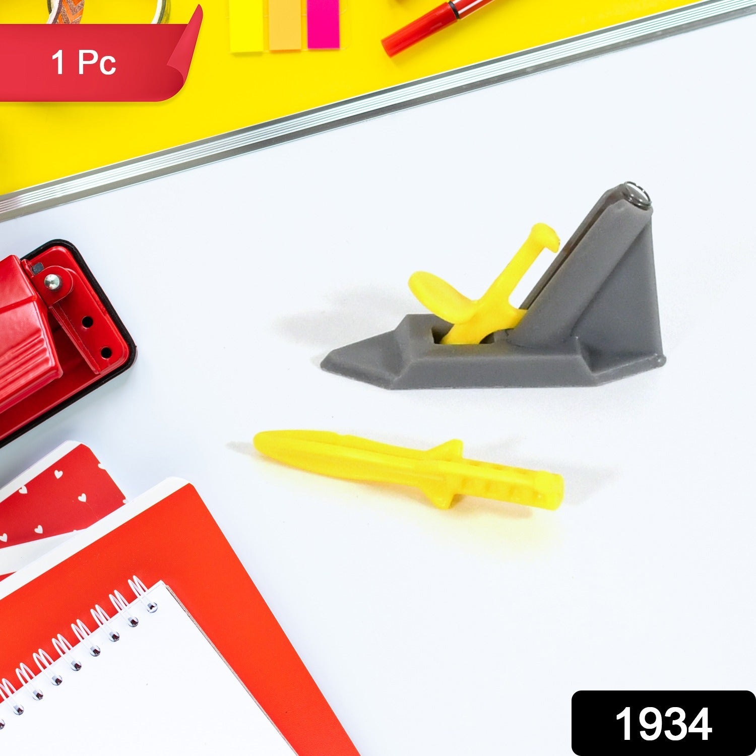 Junior Rocket Launcher Military Theme  Plastic Bullet Toy For Outdoorindoor Play (1 Pc)